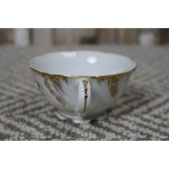 Lefton China Floral w/Gold Trim Teacup & Saucer - Picture 4 of 11